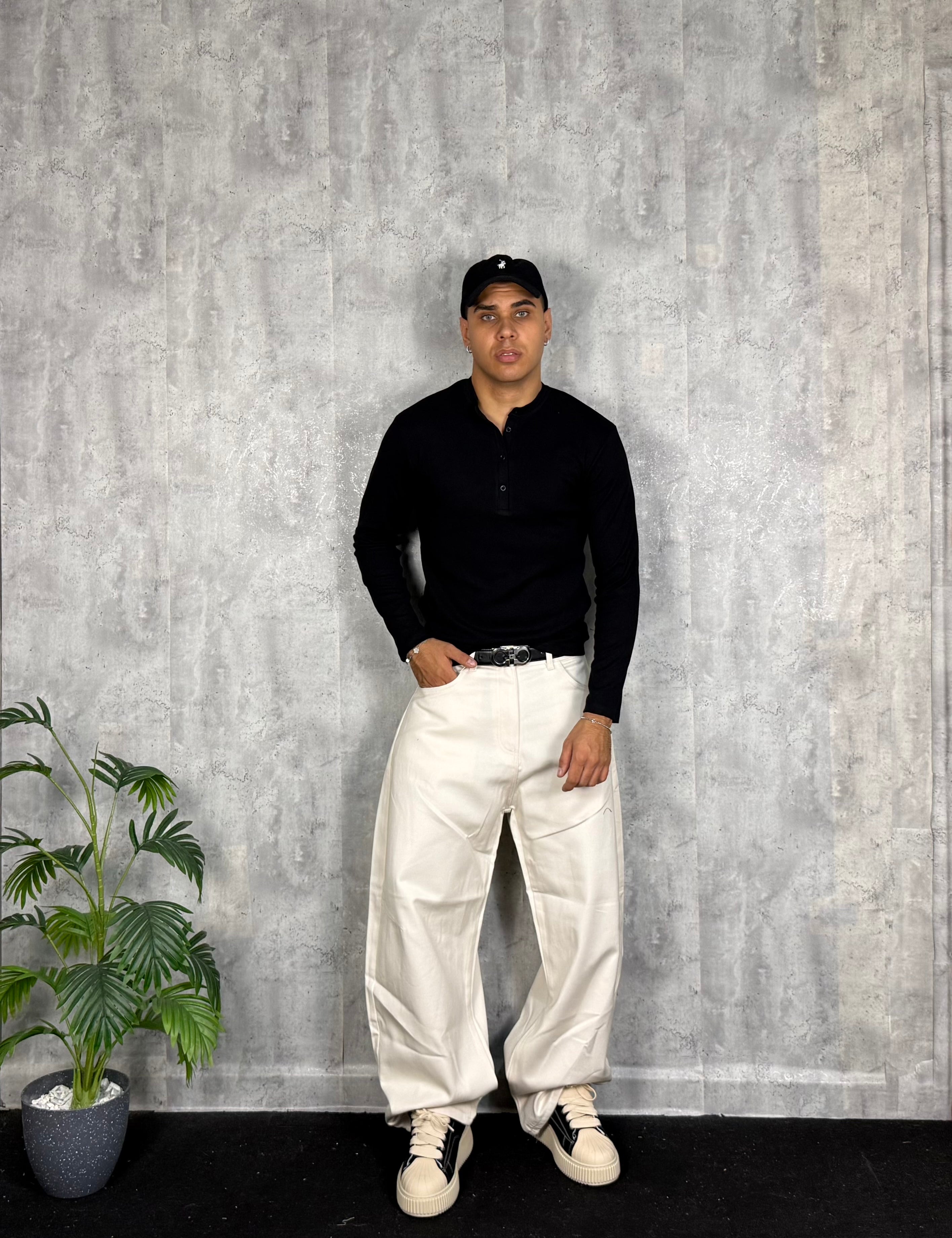 Serafino Slim Fit Black