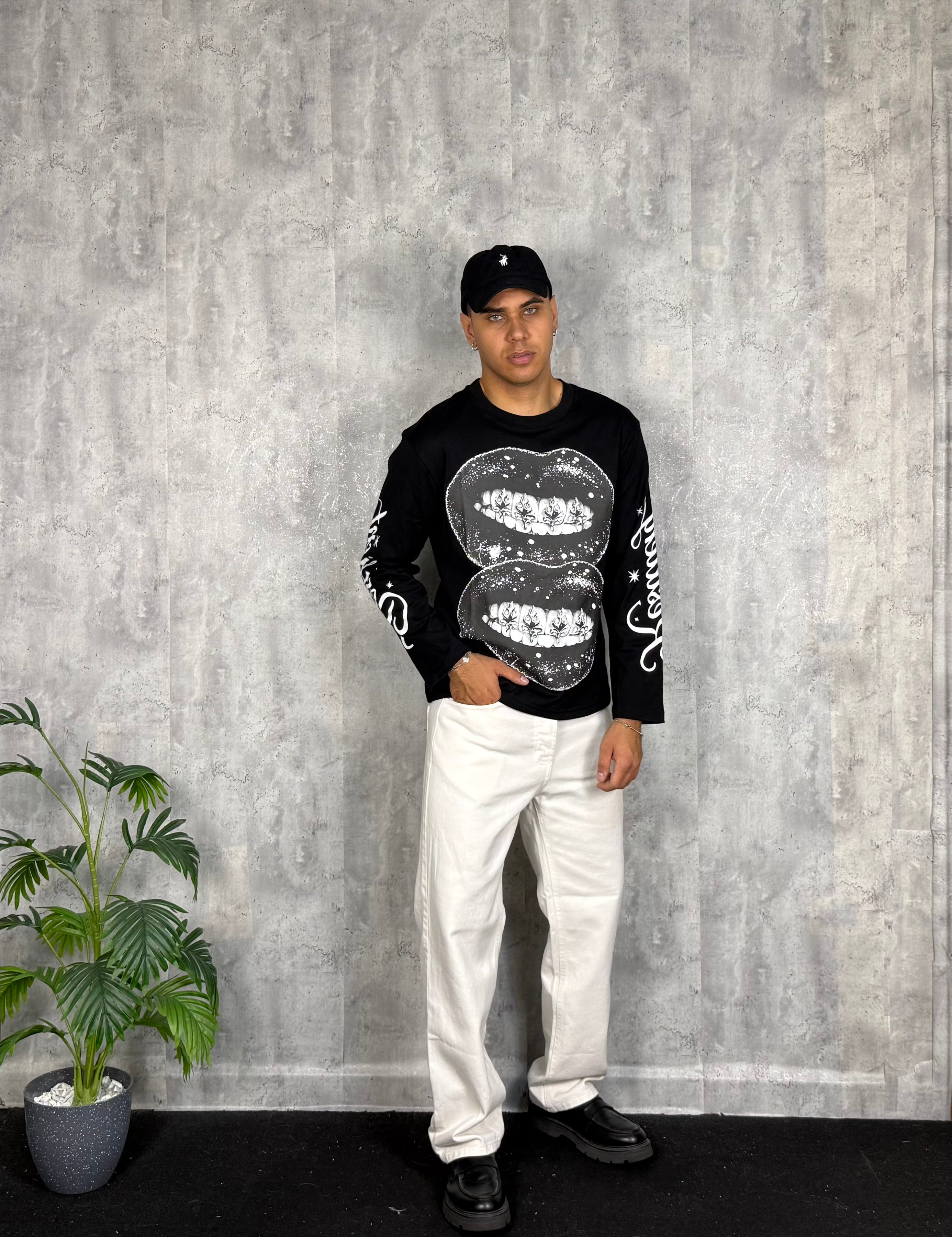 Longsleeve Two Lips Black